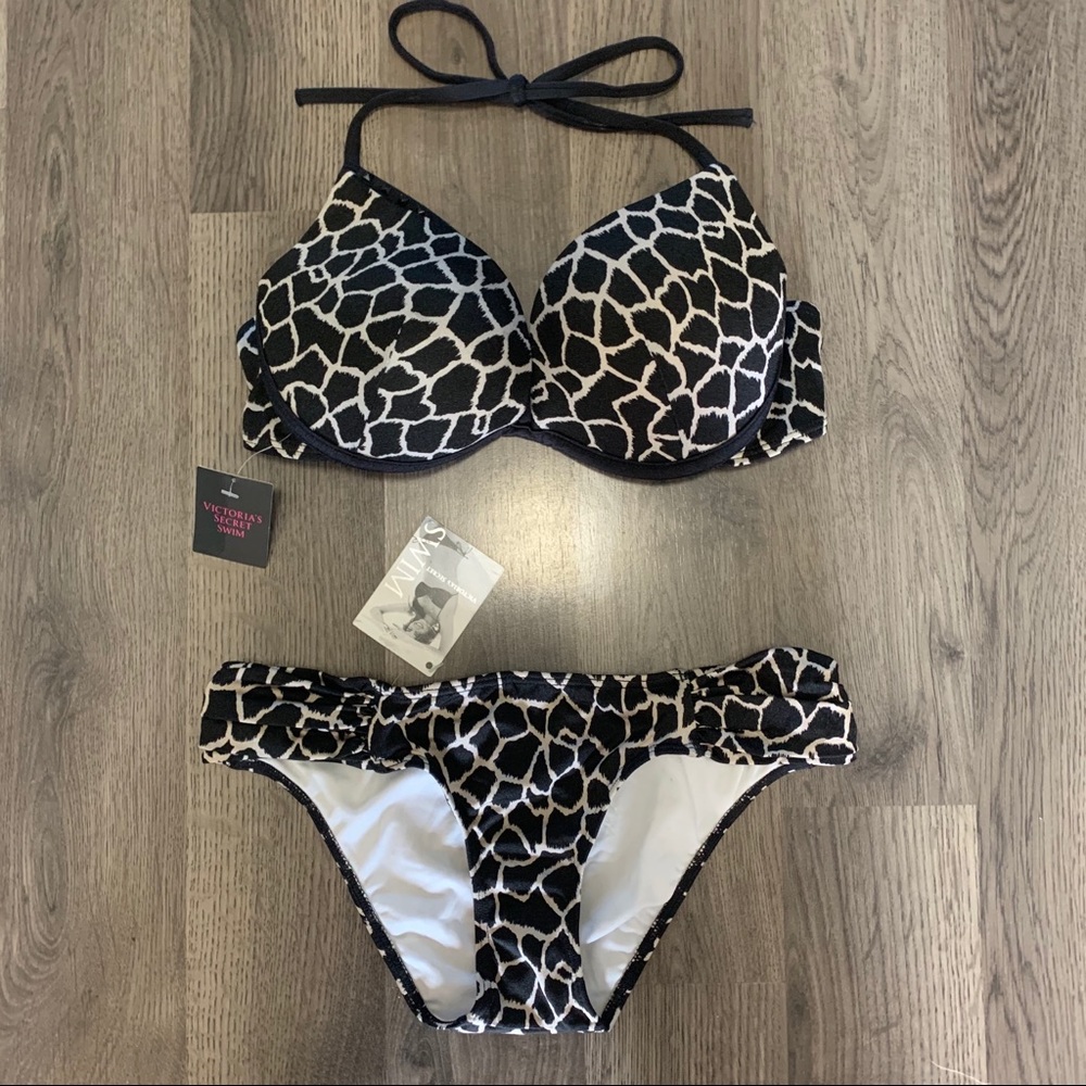 Bombshell giraffe 34c XS bottoms